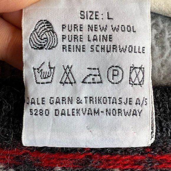 Dale of Norway Wool Cardigan Sweater Gray Red Elk Reindeer Knit Fair Isle L - Picture 6 of 11